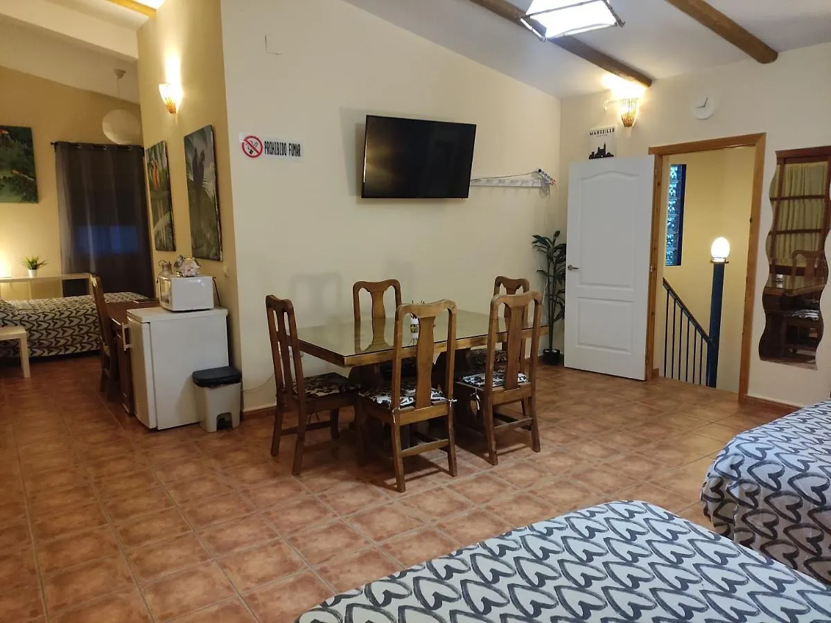 Apartamento Privado Con Piscina Y Jardin Compartidos. Valencina de la Concepcion Spain