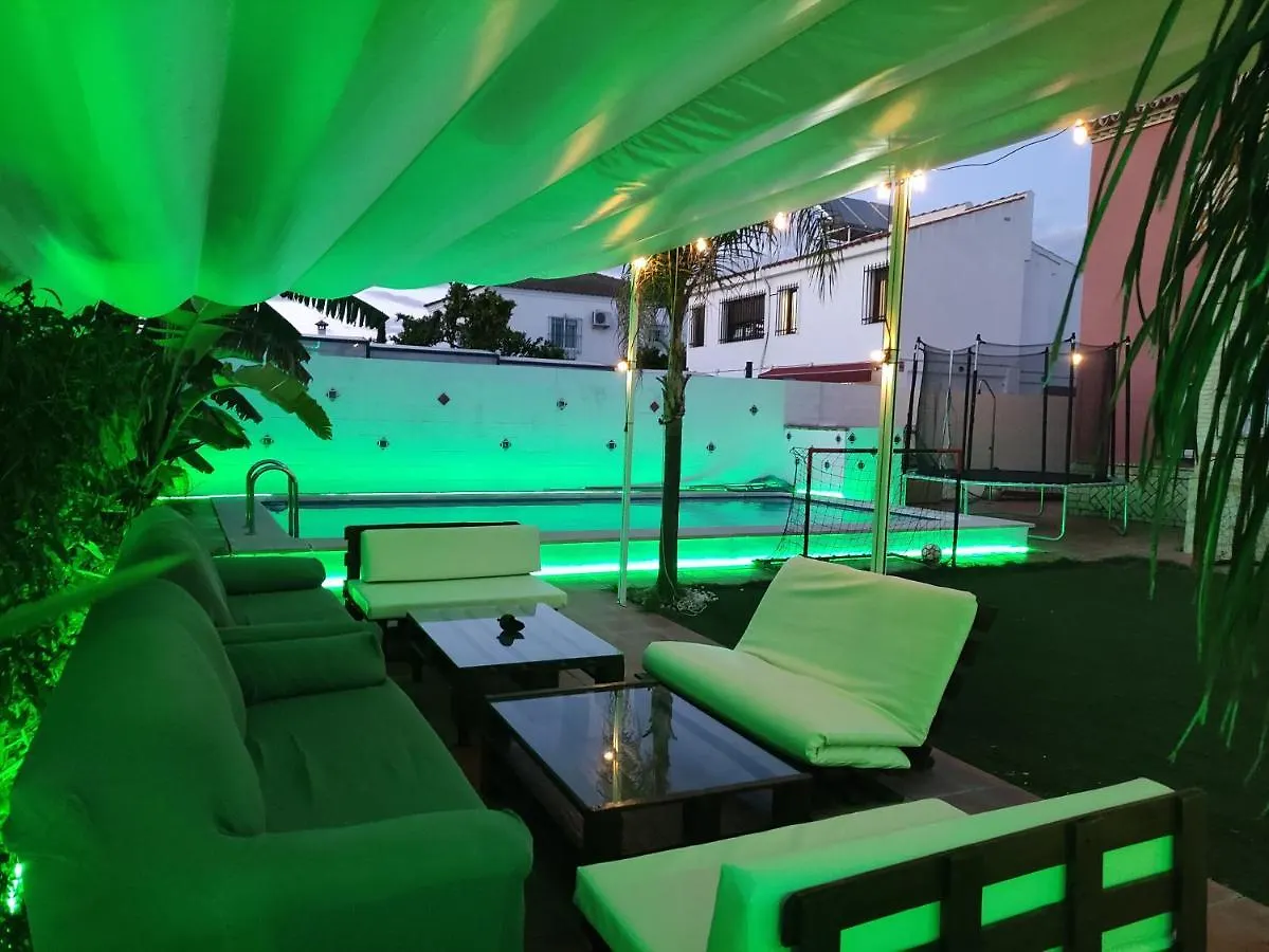 Apartamento Privado Con Piscina Y Jardin Compartidos. Valencina de la Concepcion 0*,  Spain