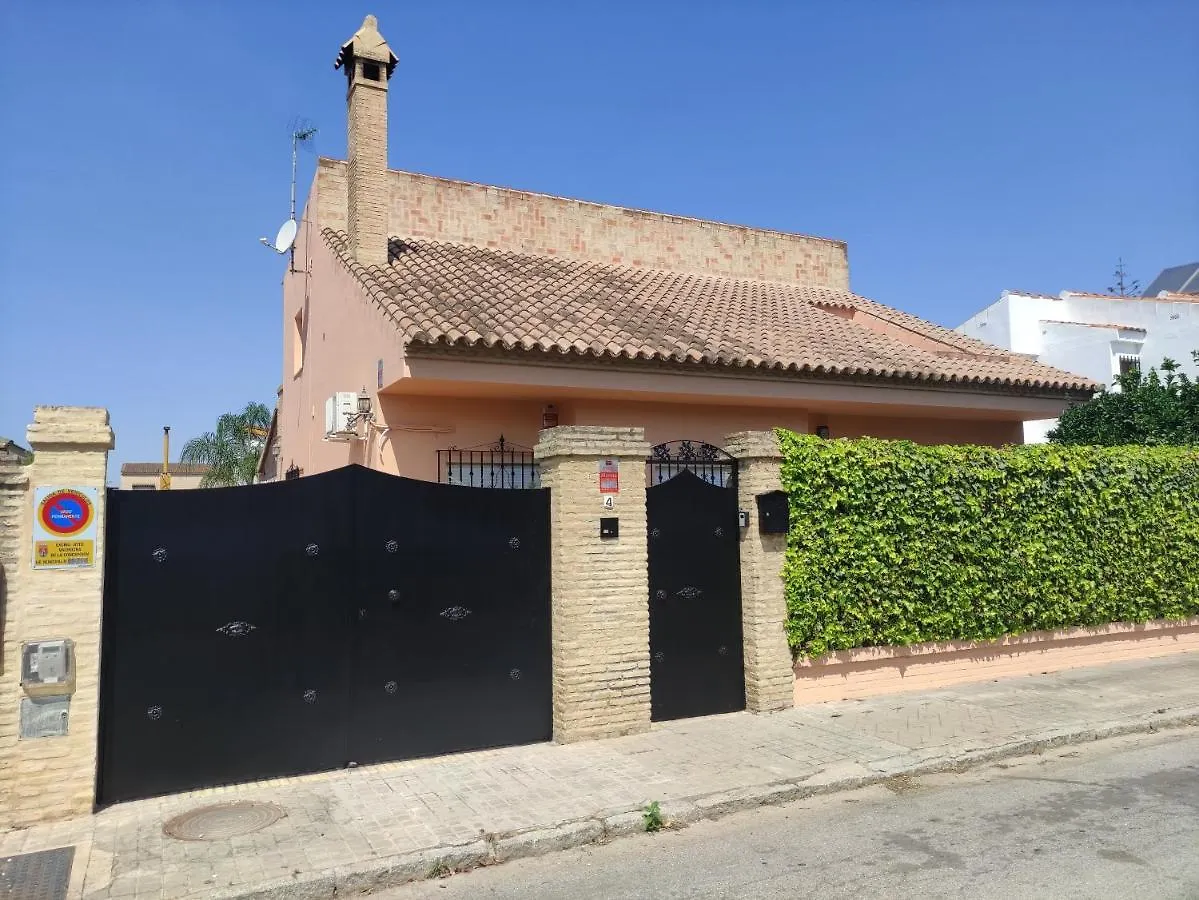 Apartamento Privado Con Piscina Y Jardin Compartidos. Valencina de la Concepcion Guest house