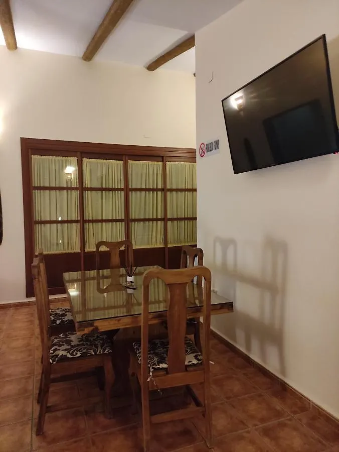 Guest house Apartamento Privado Con Piscina Y Jardin Compartidos. Valencina de la Concepcion Spain