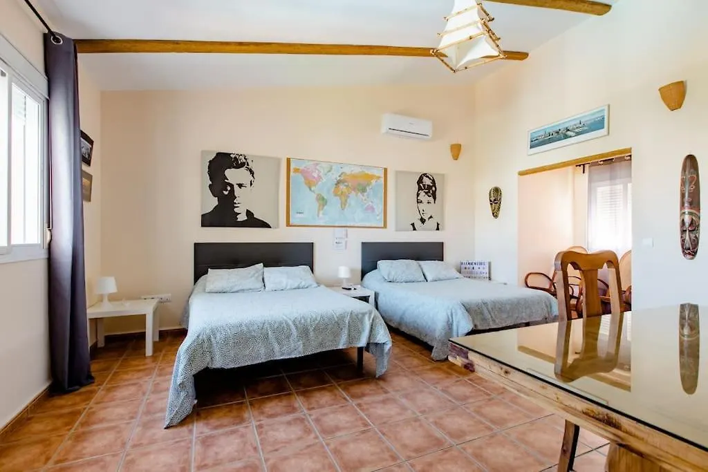 Apartamento Privado Con Piscina Y Jardin Compartidos. Valencina de la Concepcion
