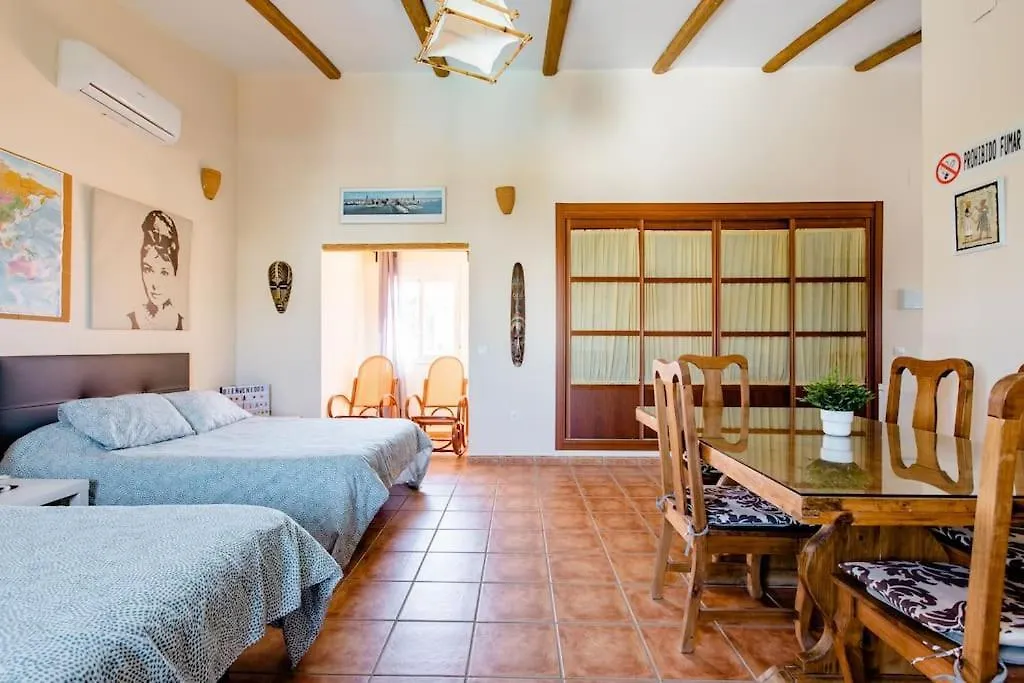 Apartamento Privado Con Piscina Y Jardin Compartidos. Valencina de la Concepcion